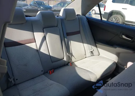 2012 Toyota Camry Le z USA, uszkodzony, nr VIN 4T1BF1FK1CU563072